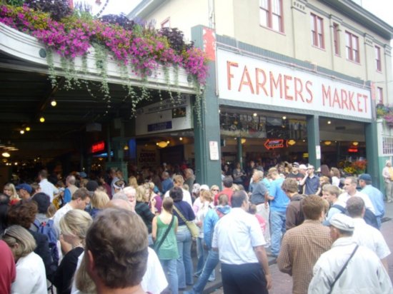 Throngs of crowds at Pike Place Market