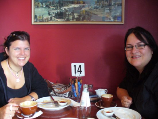 Shawna & Melissa at breakfast