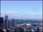 Volcanic top of Mt Rainier in centre of picture