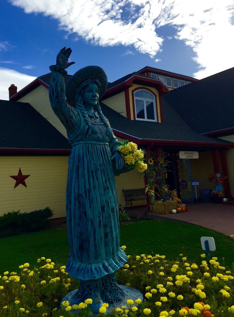 Anne Greeting us when we arrive on PEI