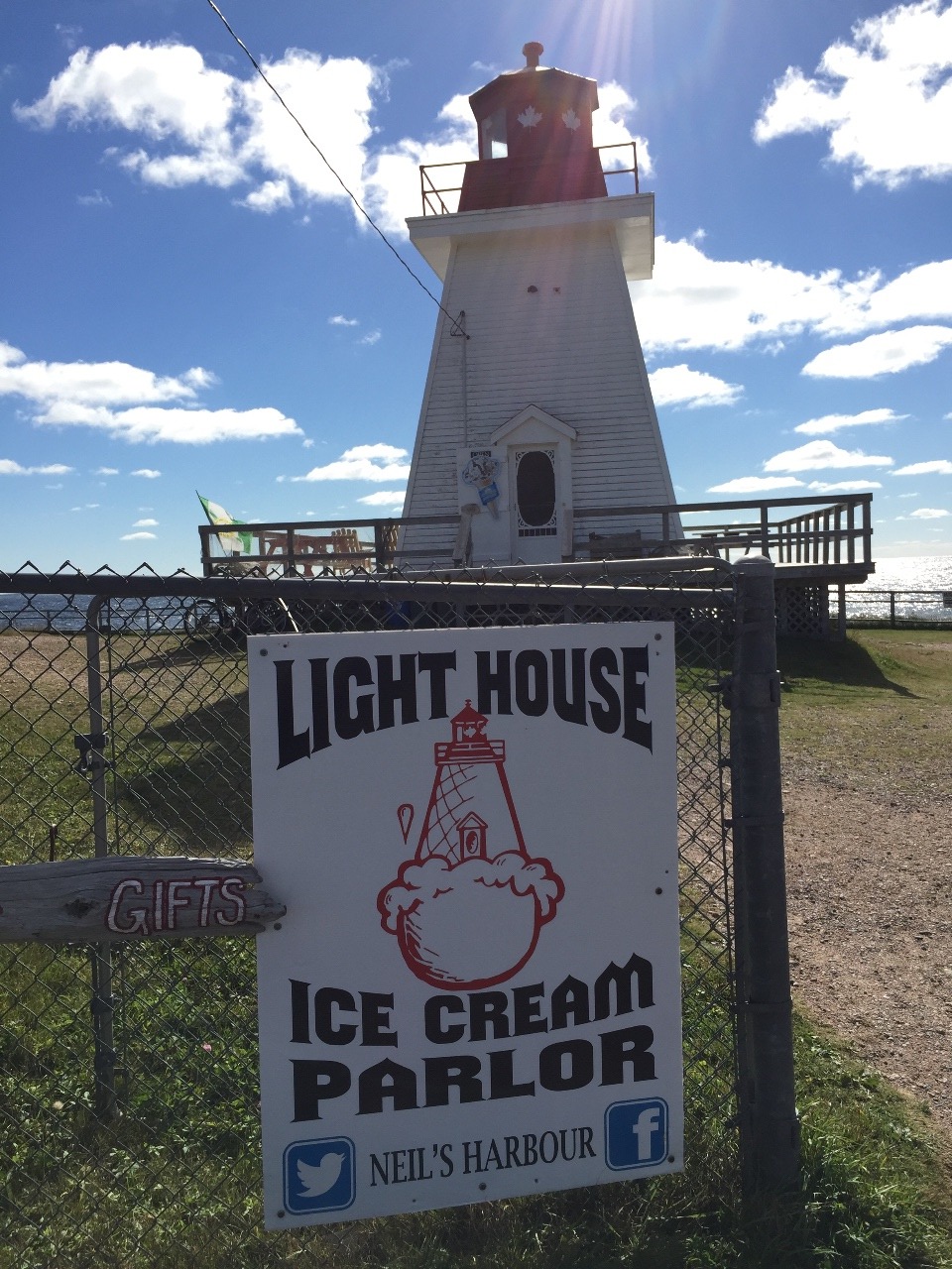 Lighthouse as ice cream parlour - BEST!