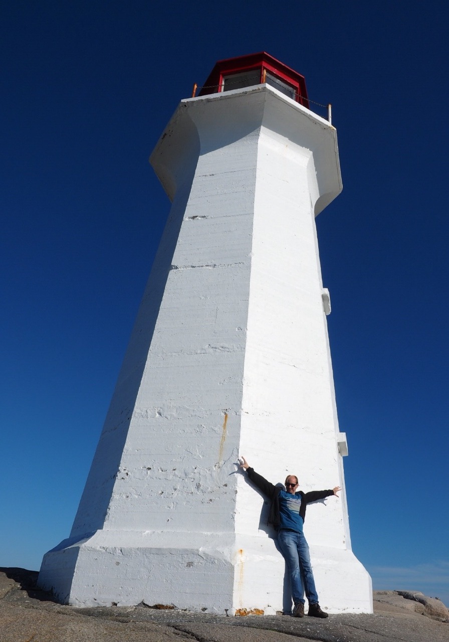 Now THIS is a lighthouse!!!