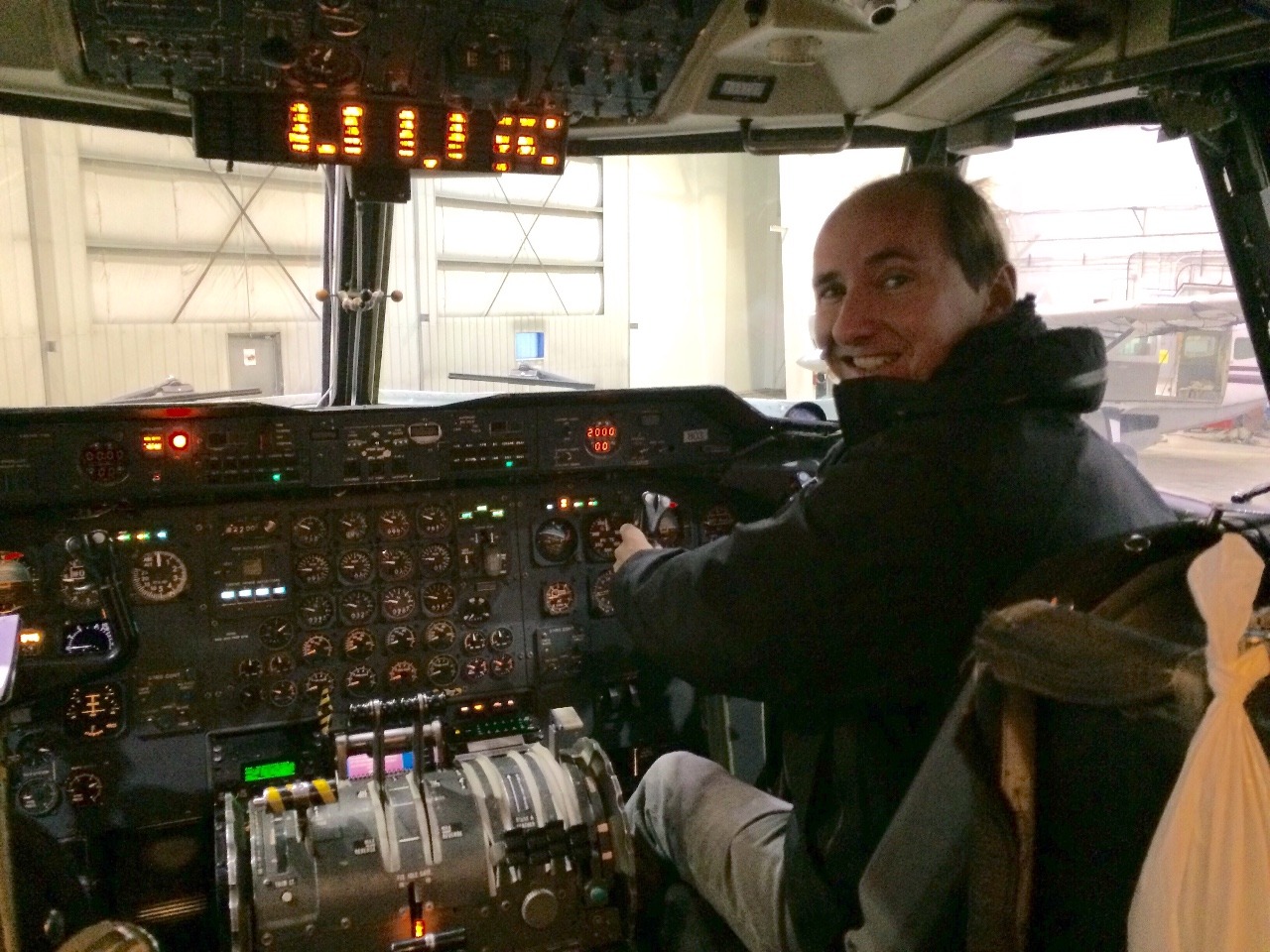 "This is your pilot speaking"! (Dash 7 interior)