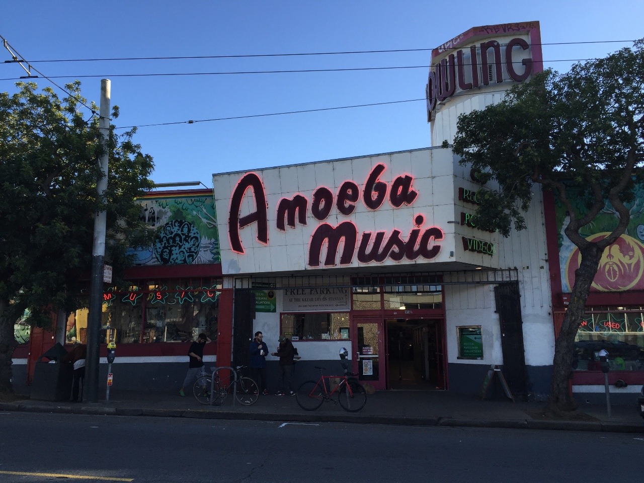 Amoeba Music