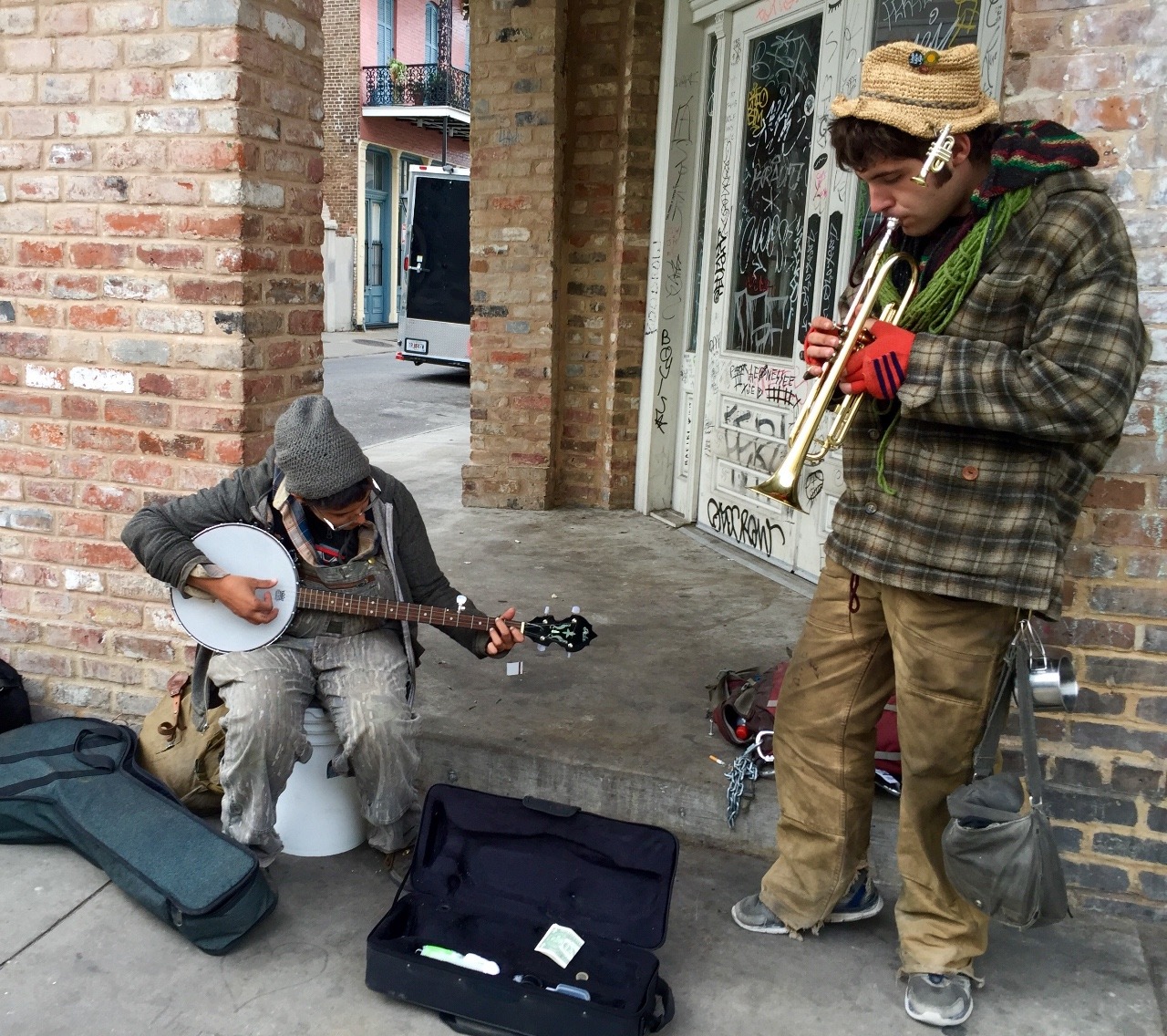 Buskers