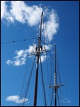 Sailors readying the ship for the winter